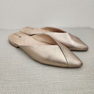 Birdies The Swan Size 7 Gold Metallic Leather Slide Mules Flats